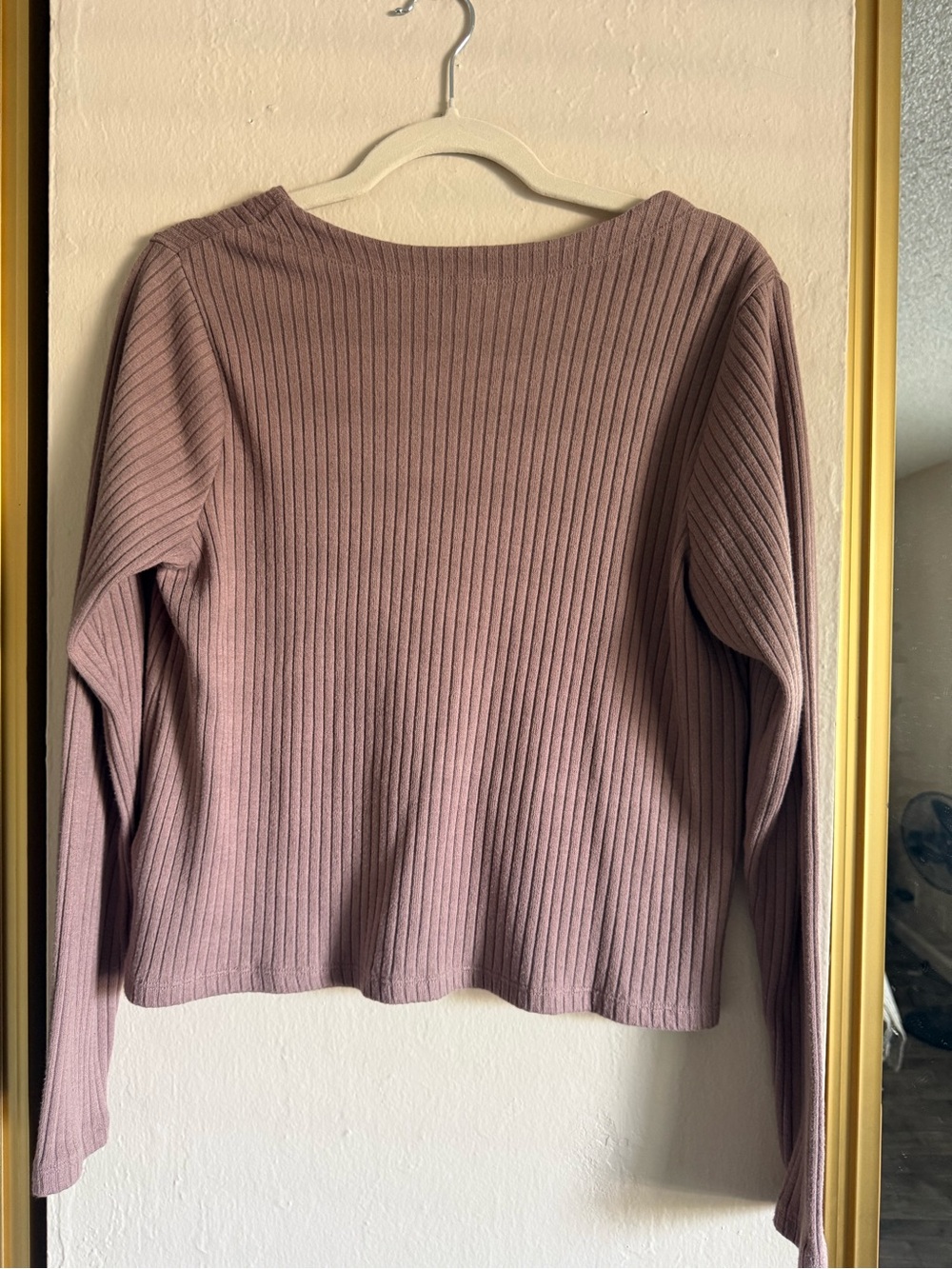 Old Navy Ribbed V-Neck Button-Front Cardigan in Dusty Mauve - Picture 3 of 4